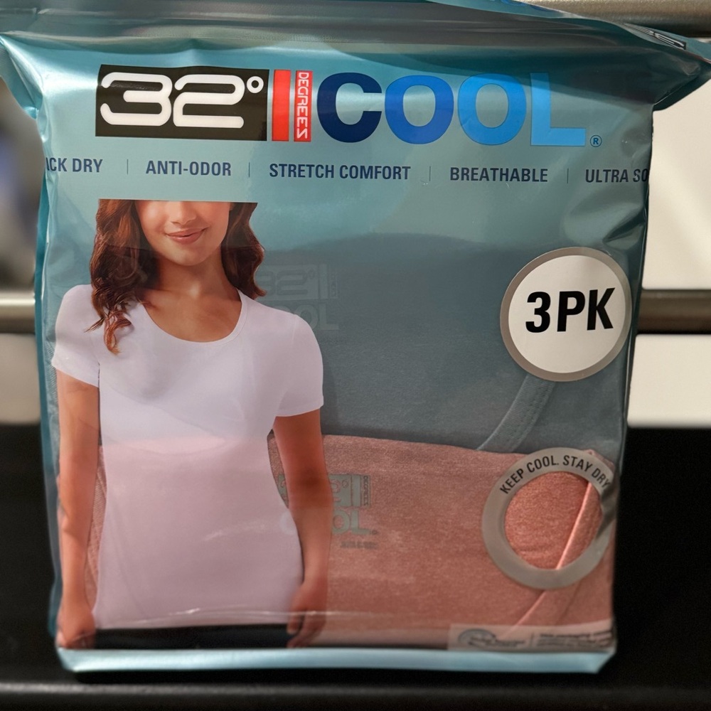 32 DEGREES short sleeve scoop neck 3pk women tshirt